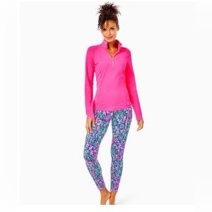 Lilly Pulitzer Leggings in Low Tide Navy Jewel Print